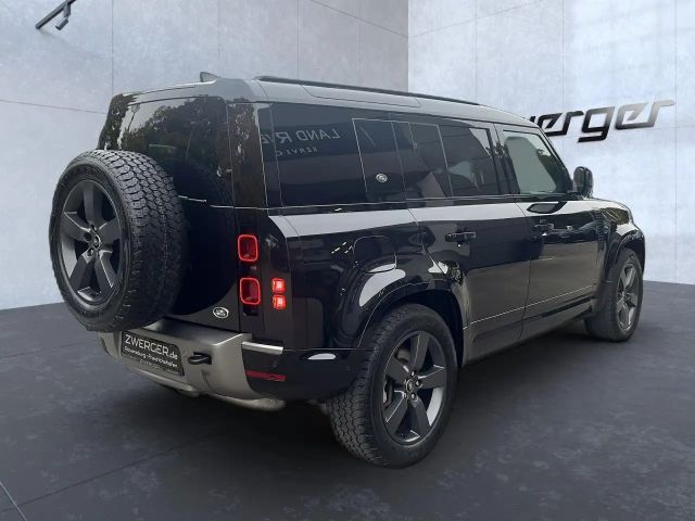 Land Rover Defender 110 D300 Dynamic HSE