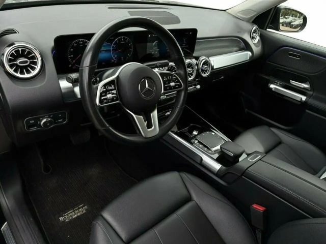 Mercedes-Benz GLB 250 4MATIC