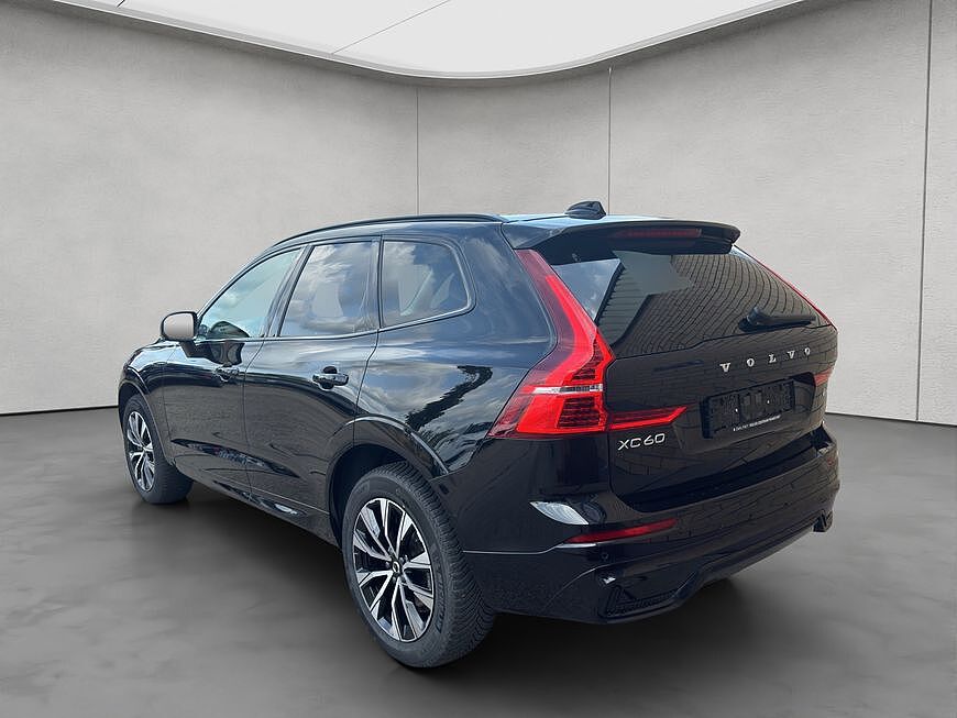 Volvo XC60 Dark Plus