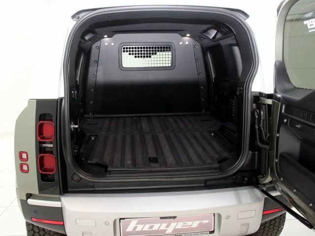 Land Rover Defender 110 D250 S