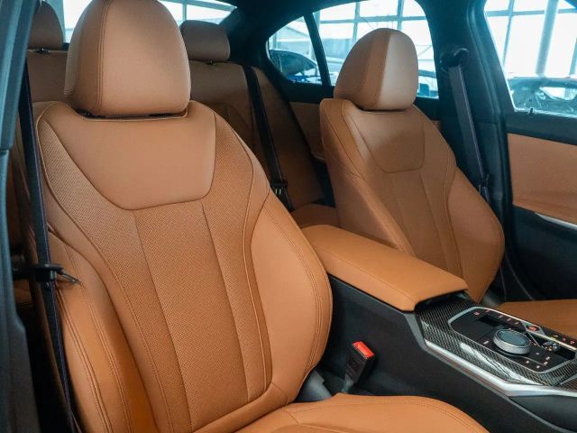 BMW 320 320d M-Sport Sedan xDrive