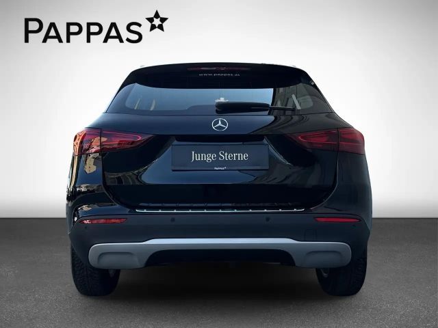 Mercedes-Benz GLA 200 PTS Cam Navi Wide LED SHZ EASY-PACK