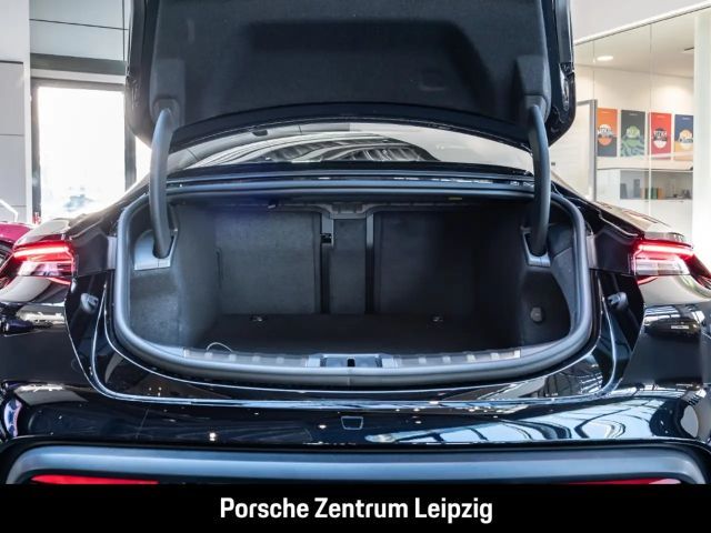 Porsche Taycan 4 Black Edition