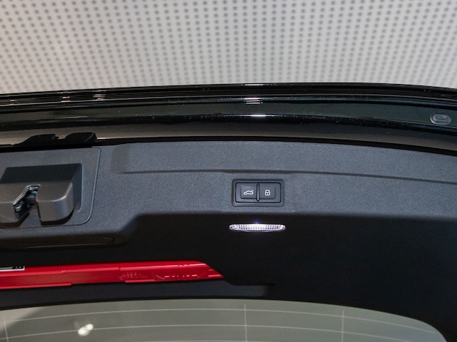 Audi A6 e-tron Avant Quattro