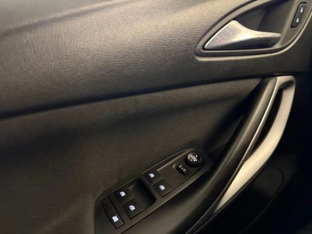 Opel Astra K AUTOMATIK ALLWETTER KAMERA SITZ.HZG TEMPOMAT LEN