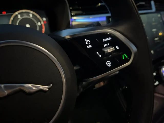 Jaguar F-Pace AWD D300 R-Dynamic