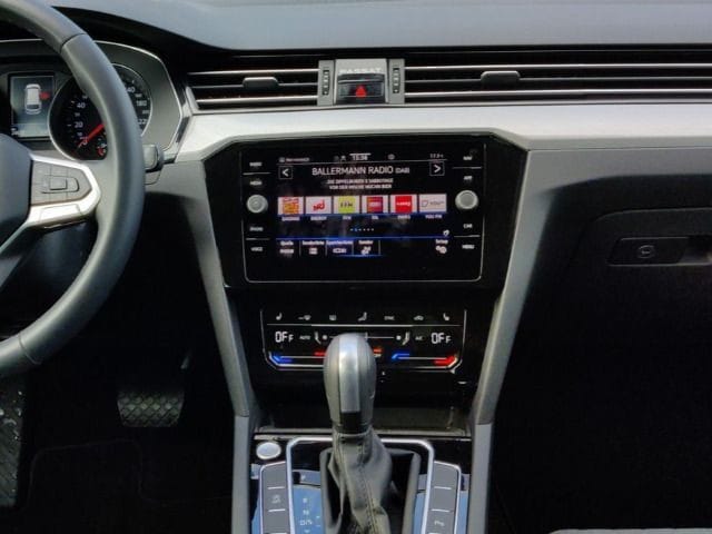 Volkswagen Passat 1.5 TSI Business DSG Variant