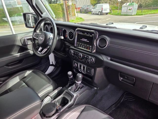 Jeep Wrangler Overland