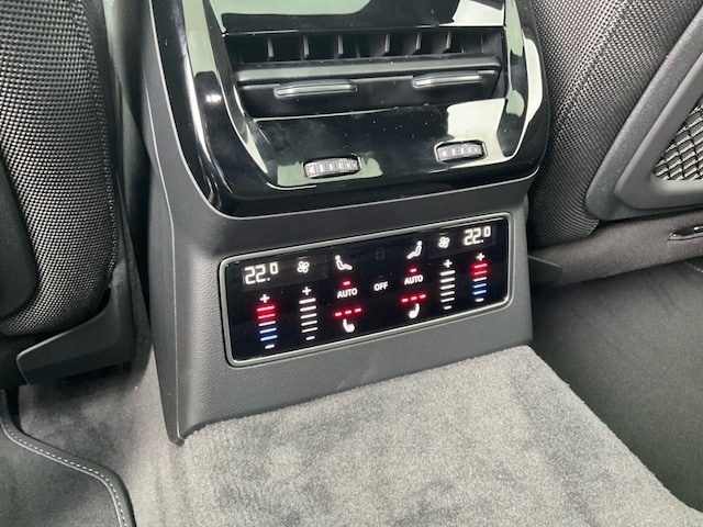 Audi A6 e-tron Quattro