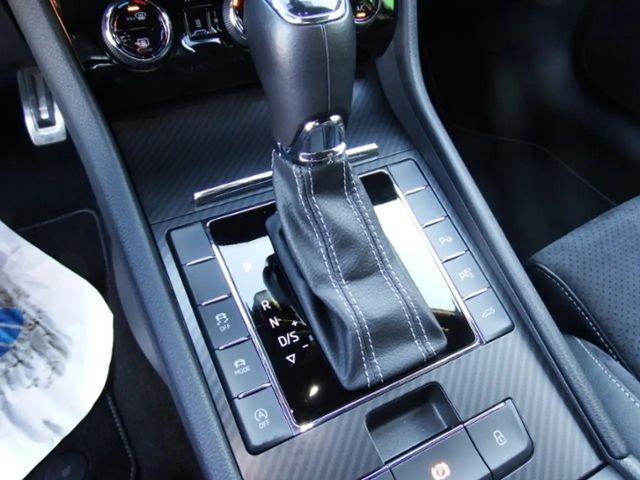 Skoda Superb 2.0 TSI 4x4 Combi Sportline