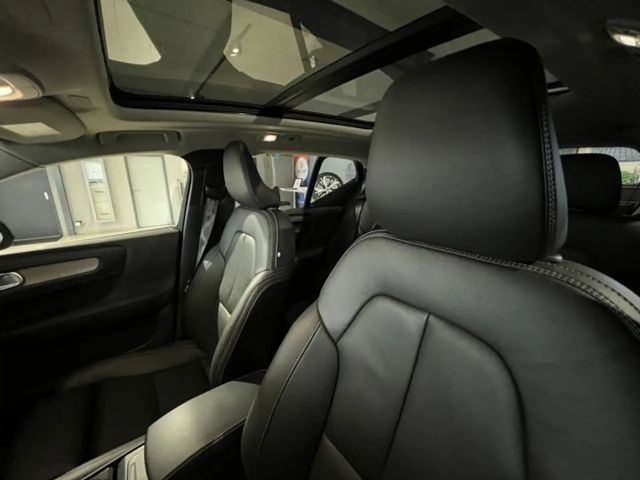 Volvo XC40 Dark Ultra