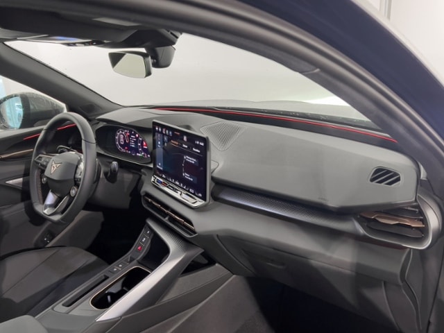 Cupra Terramar 1.5 e-Hybrid