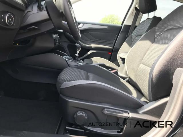 Ford Focus Cool & Connect EcoBoost