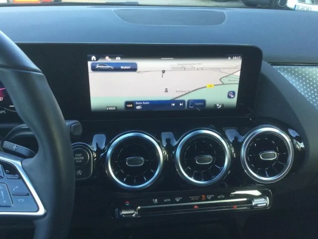 Mercedes-Benz B 180 Progressive