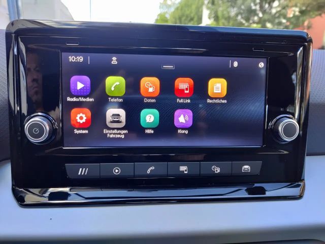 Seat Arona Reference