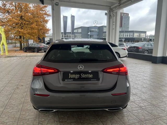 Mercedes-Benz A 180 Progressive