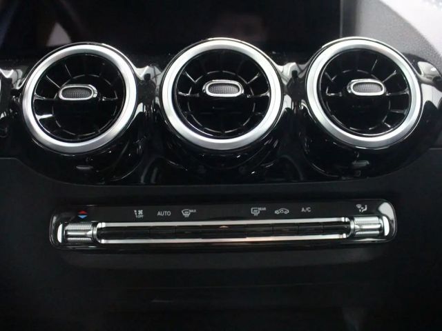 Mercedes-Benz B 180 Progressive