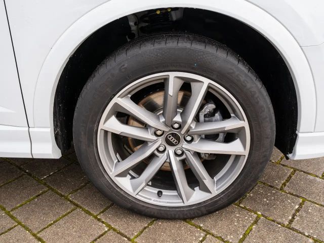 Audi Q3 45 TFSI S-Line