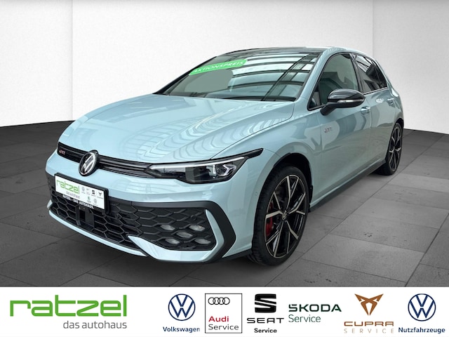 Volkswagen Golf 2.0 TSI DSG