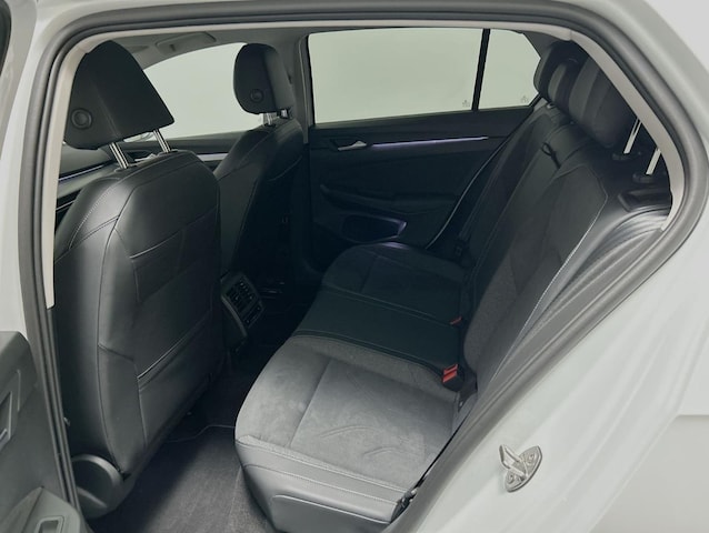 Volkswagen Golf 1.5 eTSI Golf VIII