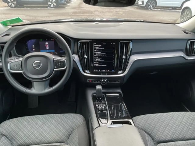 Volvo V60 AWD Core T6