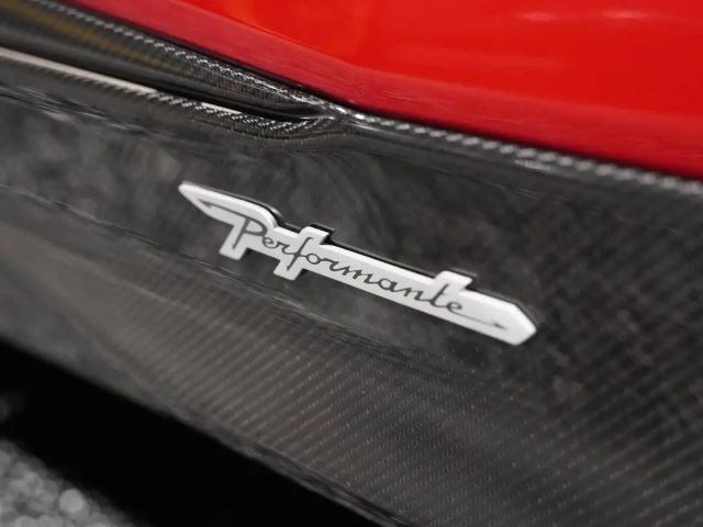 Lamborghini Urus Performante