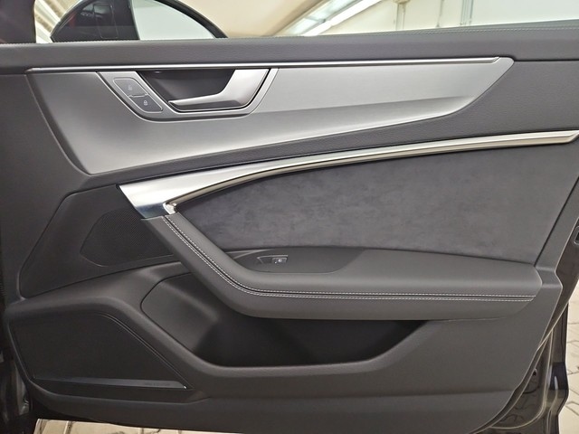 Audi S6 Avant Quattro