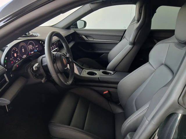 Porsche Taycan 4S Cross Turismo