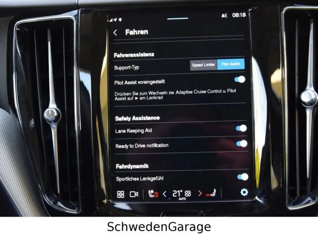 Volvo XC60 Dark Plus