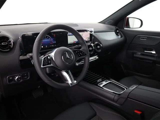 Mercedes-Benz GLA 180 Aut. AHK Park.Assistent Sitzhzg.