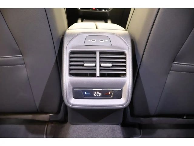 Volkswagen Passat 2.0 TDI R-Line Variant