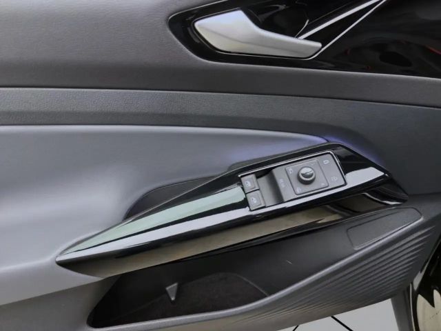 Volkswagen ID.4 IQ.Drive Performance Pure