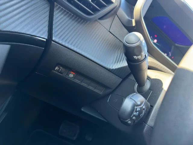 Peugeot E-2008 Allure Pack