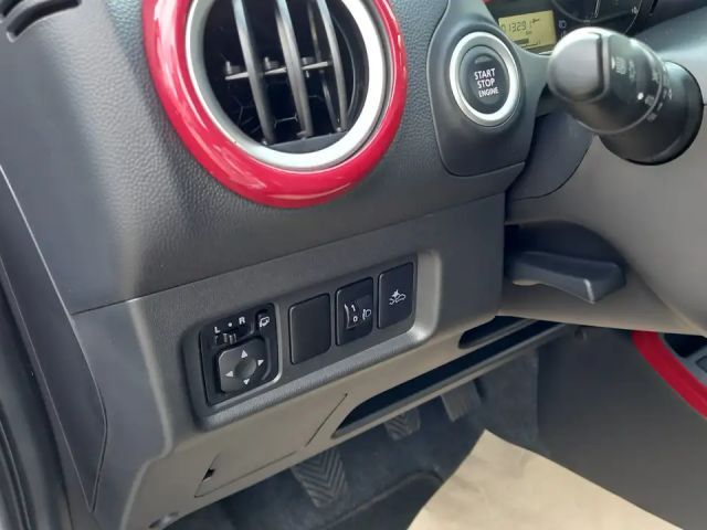 Mitsubishi Space Star Star