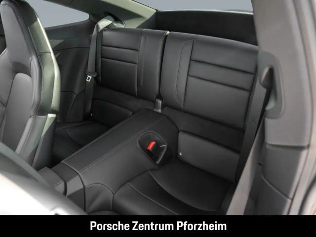 Porsche 992 Carrera Coupé