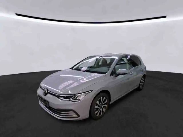 Volkswagen Golf 1.5 eTSI DSG