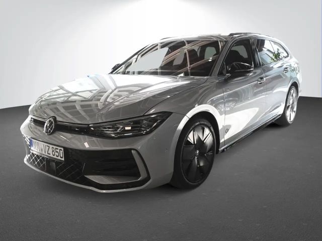 Volkswagen Passat DSG R-Line