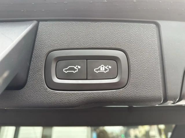 Volvo XC60 AWD Geartronic Momentum