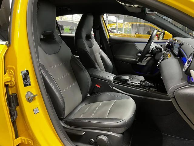 Mercedes-Benz A 250 A 250 e AMG Line