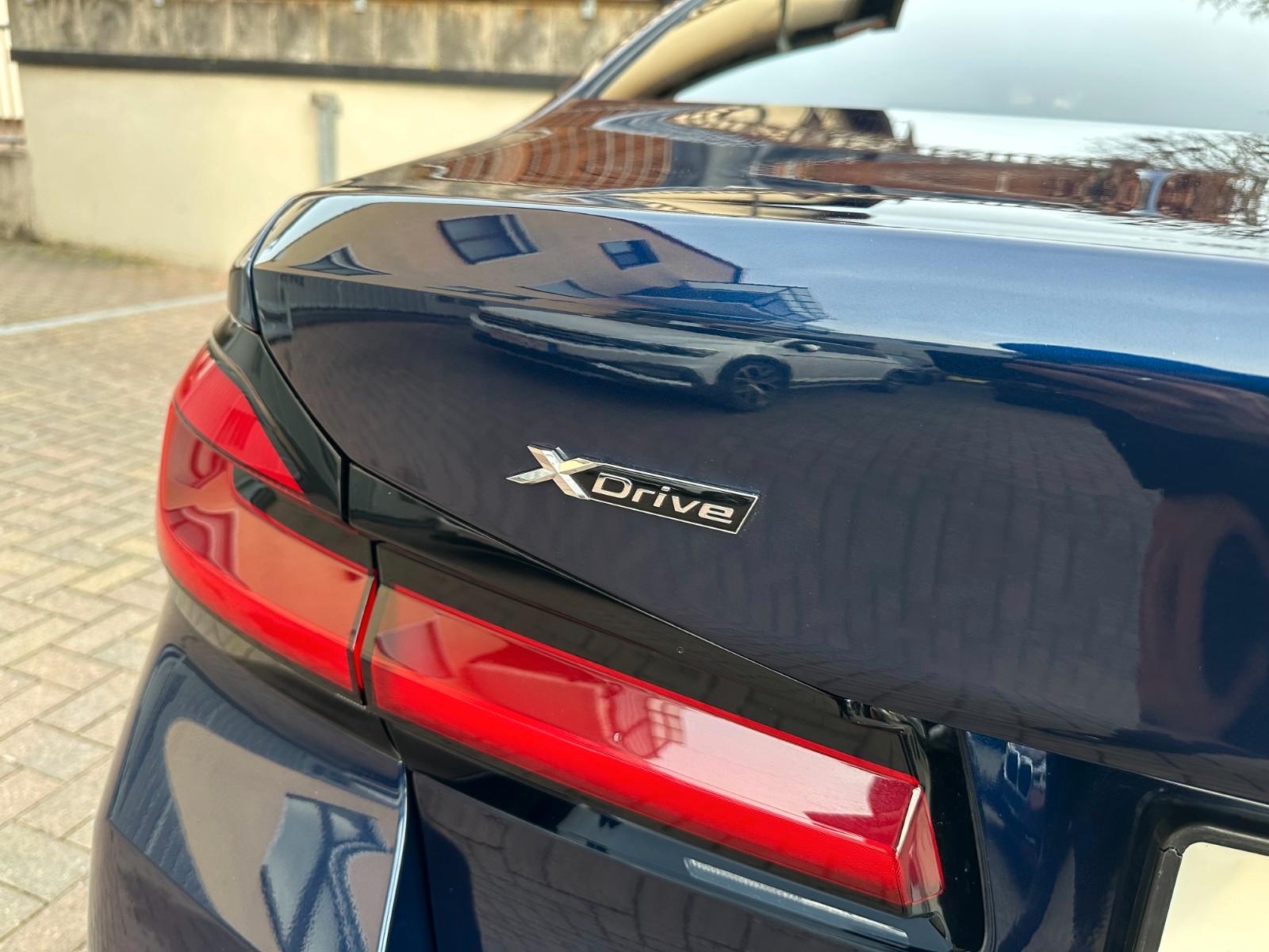 BMW 545 545e M-Sport Sedan xDrive