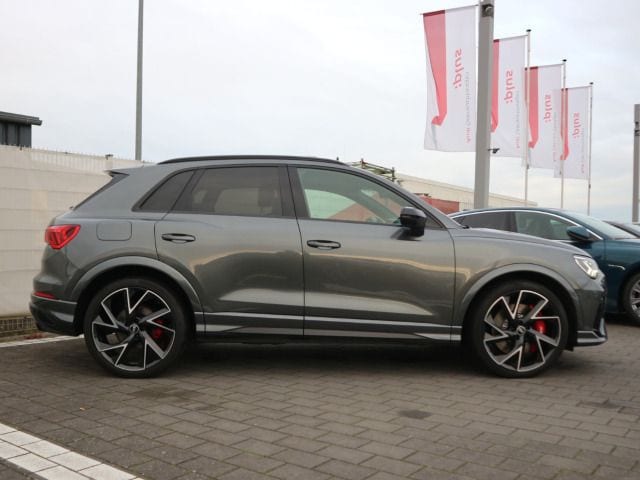 Audi RS Q3 Quattro S-Tronic