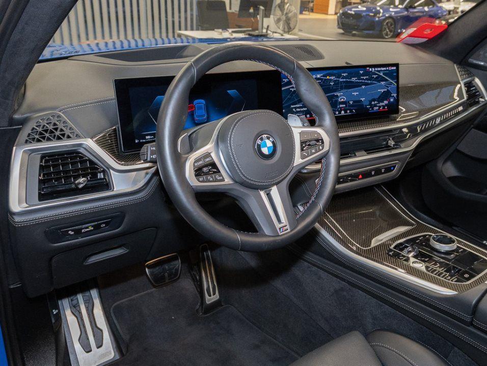BMW X5 M60i xDrive