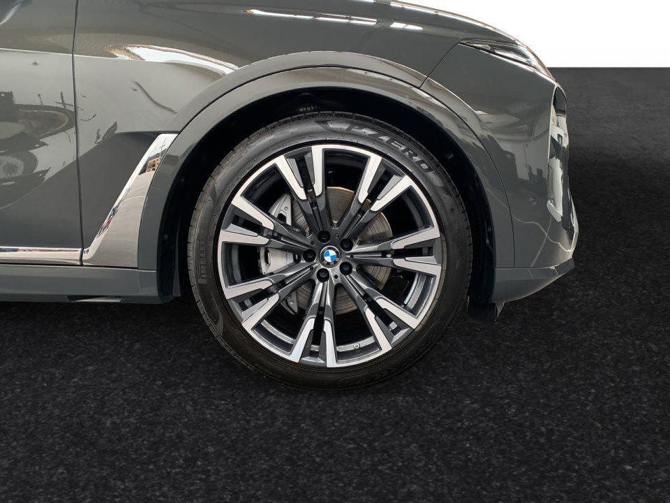 BMW X7 xDrive40i
