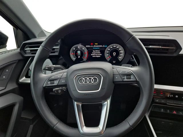 Audi A3 30 TDI Sedan