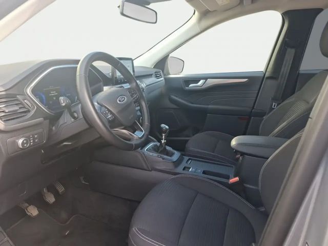 Ford Kuga Hybrid Titanium