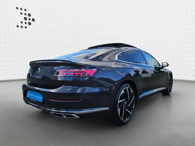 Volkswagen Arteon 2.0 TSI DSG R-Line