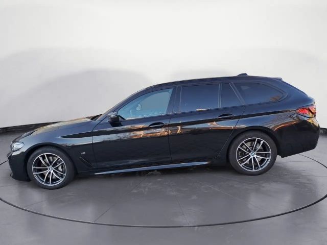 BMW 540 540d M-Sport Touring xDrive