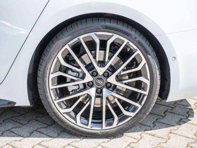 Audi A6 Avant Quattro