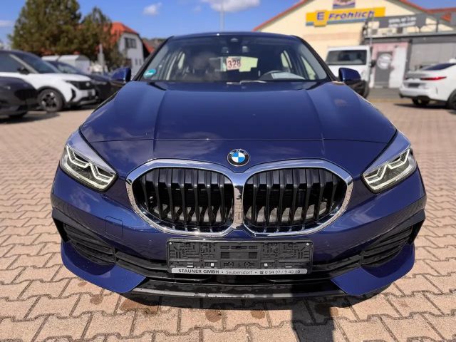 BMW 118 118i Sedan