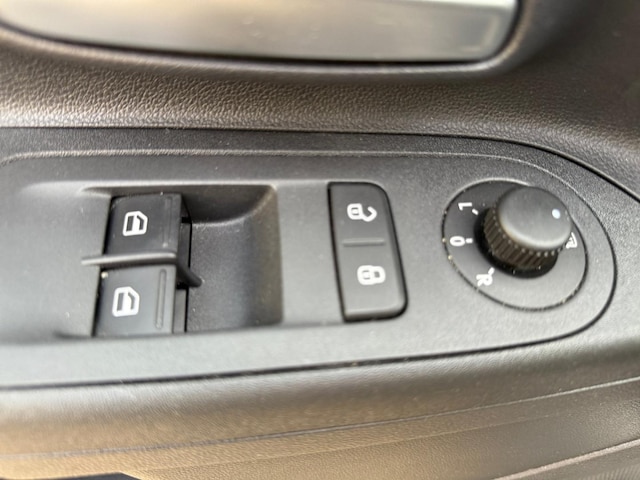 Volkswagen e-up! Fronscheibe Beheizbar